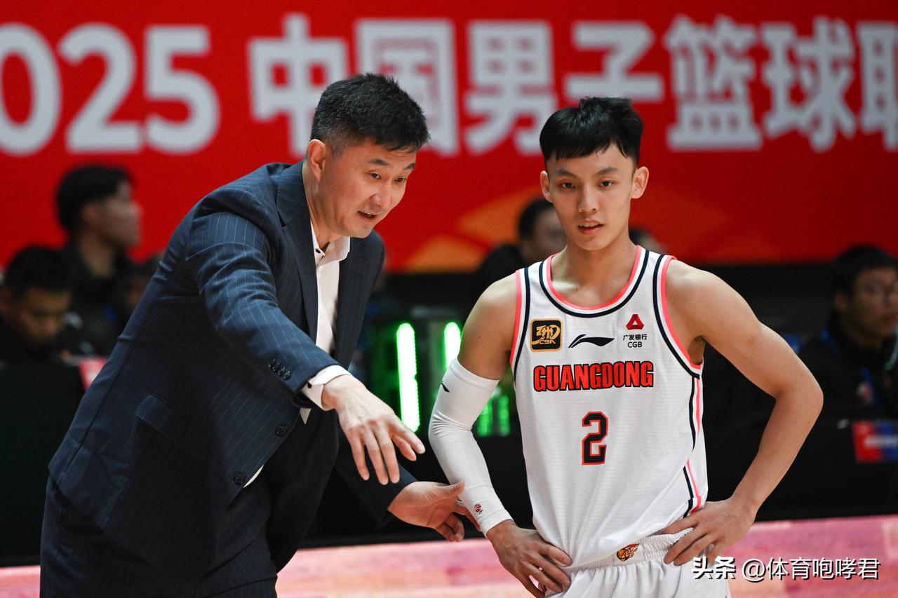 广东男篮措手不及。
在输给江苏男篮后，广东男篮下一个对手将是上海男篮。本赛季至今