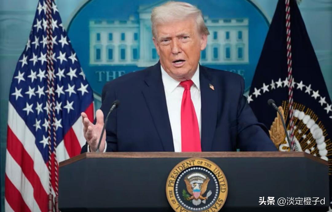 巴铁遭美列入威胁名单，中方未出面发声
 
巴基斯坦被美国划为本土威胁，里外不是人