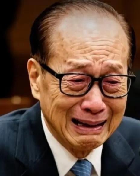 中国不留退路，美国也不肯真正收留，夹在中间的李嘉诚，这一次是真的“玩不转了”！