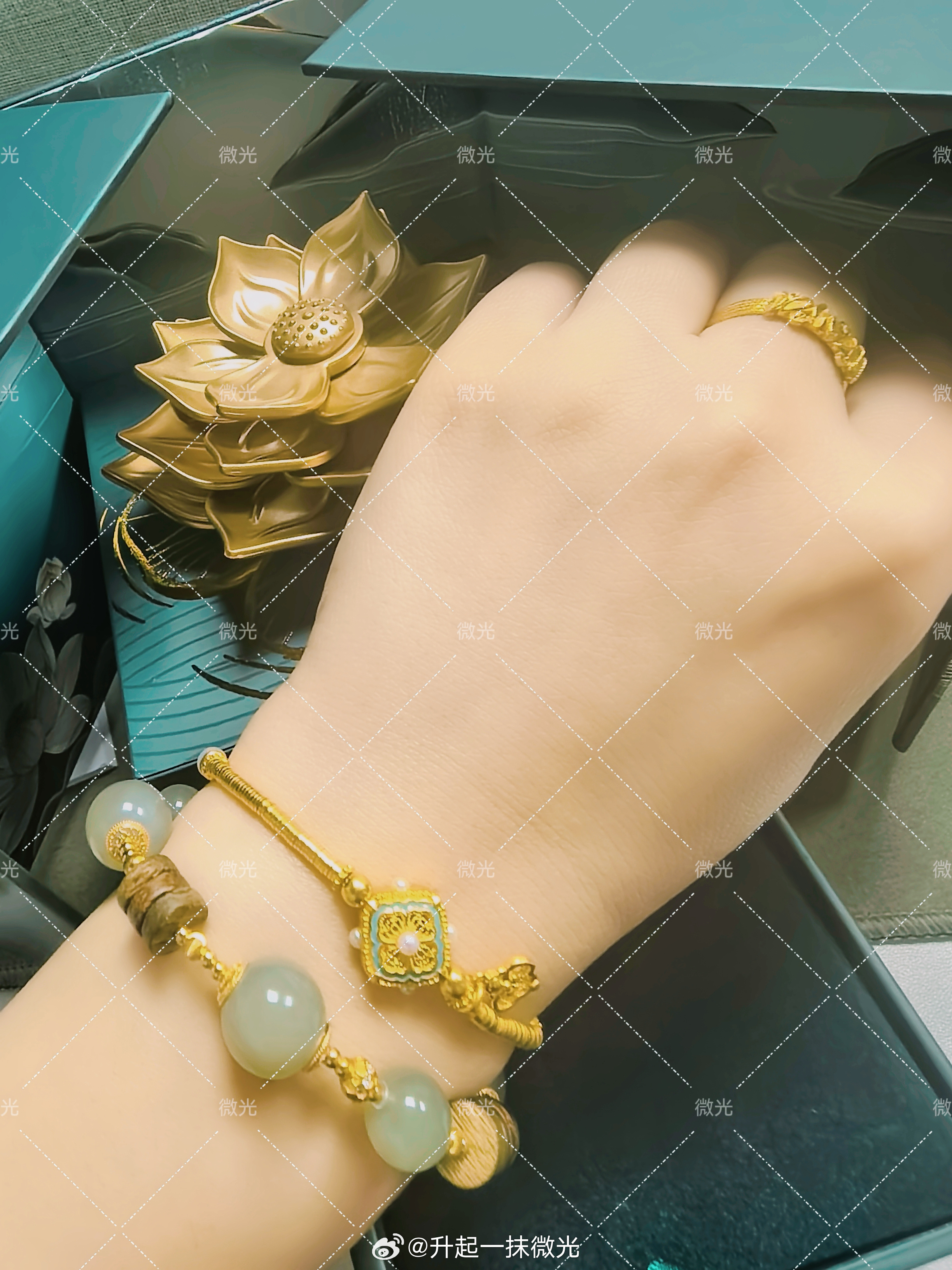 成毅六福珠宝全球代言人 看到哥哥了开心，那就买点金吧