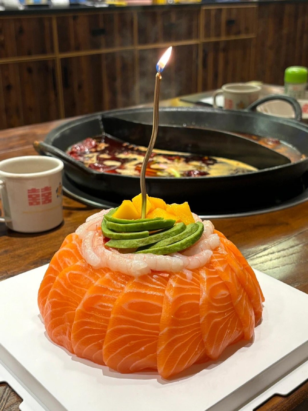 #花少5播放量超过花少6#不要千篇一律的生日蛋糕了！这款三文鱼蛋糕好看又好吃，拿