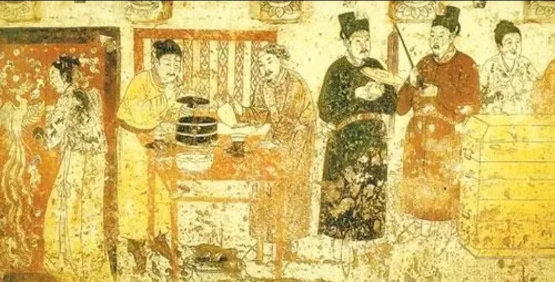 辽国是个二元帝国，连礼仪都采用双轨制，在辽国，中元节很隆重，宫廷要举行宴饮，十三