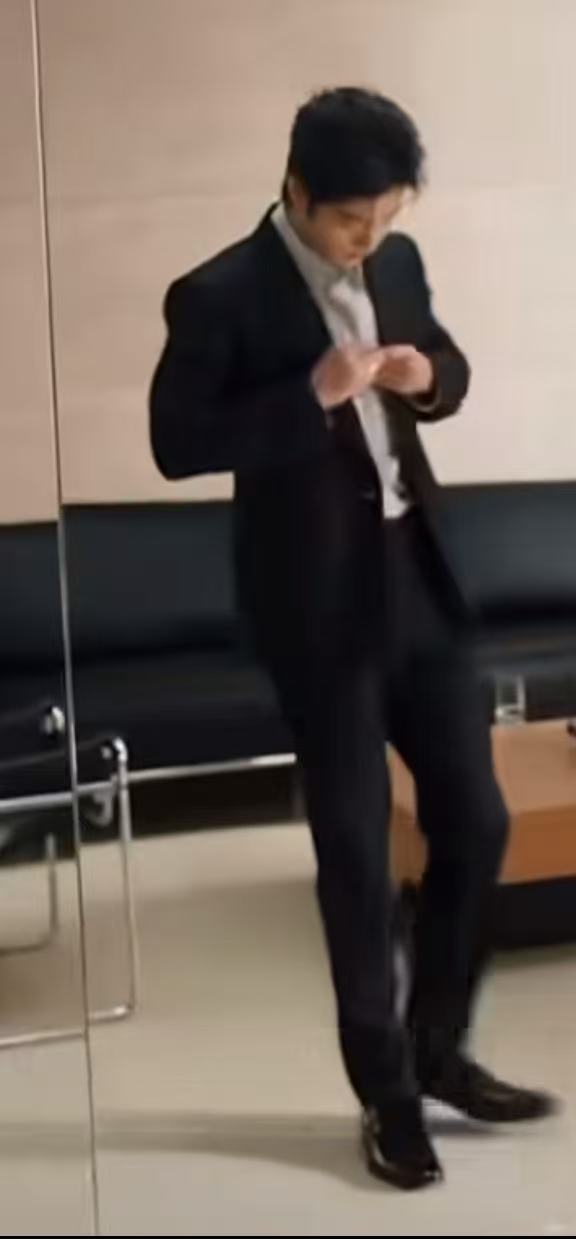 这身材，这气质，这脸～吾之缪斯啊！等肝完约图！我要画爽了！