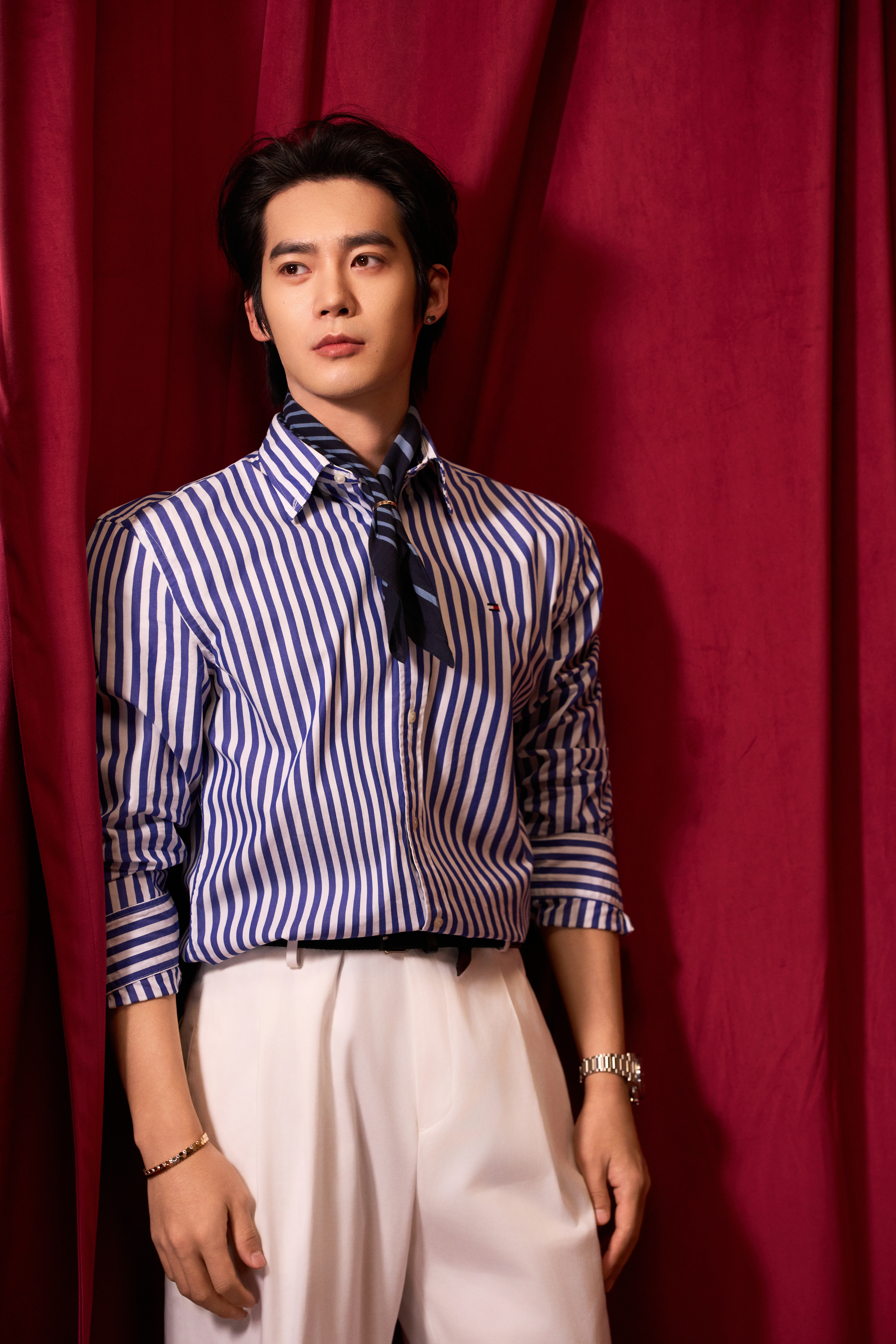 于适 in 𝗧𝗼𝗺𝗺𝘆 𝗛𝗶𝗹𝗳𝗶𝗴𝗲𝗿 小于同学又一