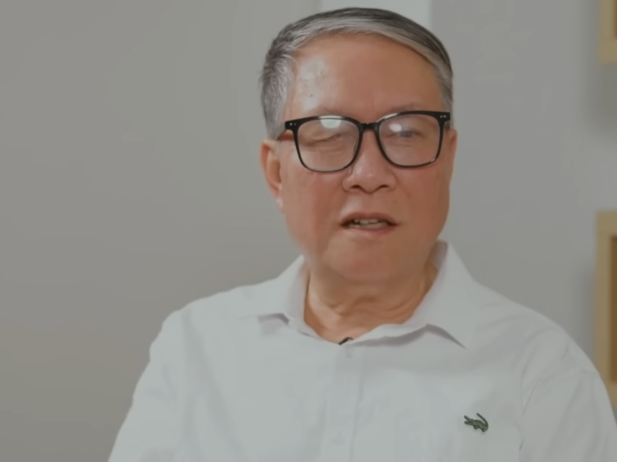 王菊这个节目承包了我今天一中午的笑点。秦晖这种人，真的该先饿两天肚子再说