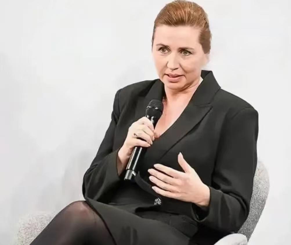 丹麦女首相的心里实在是太委屈了，她怎么也没想到，自己为美国奉献了一切，到头来，居