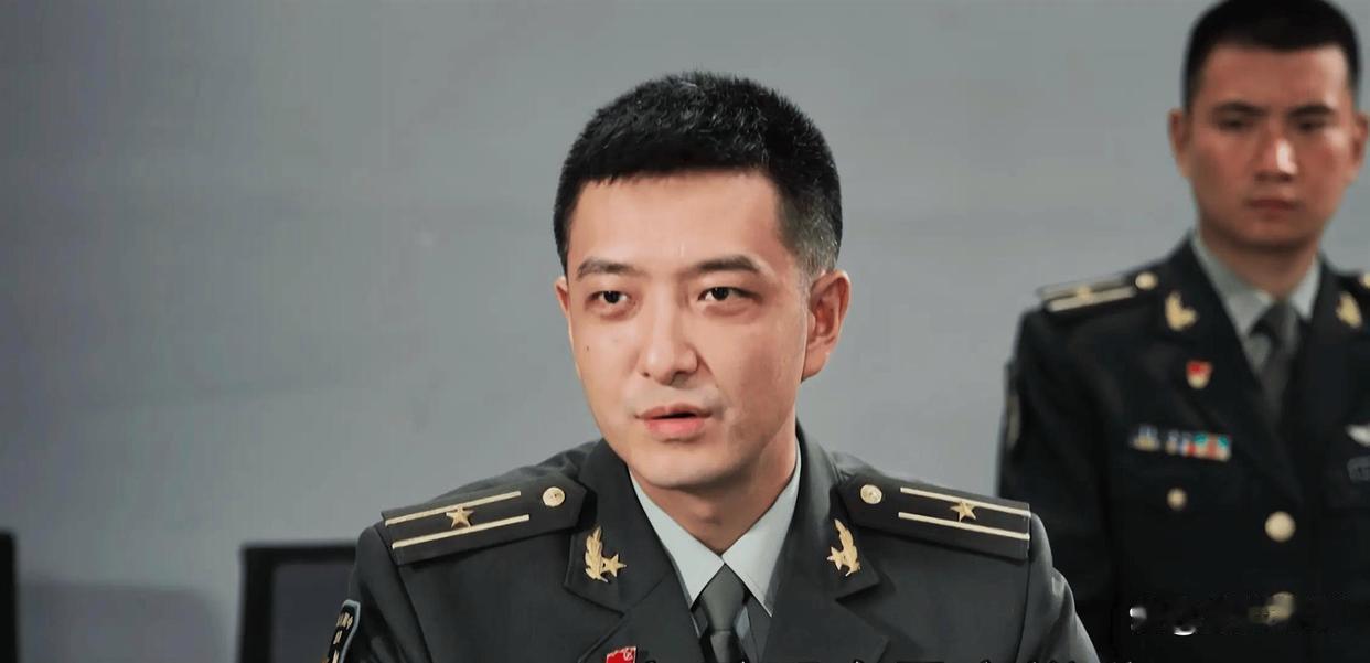 《兵自风中来》看到郭子剑输给龙远山，才知梁北华让索建安出局的真相：不是输赢问题，