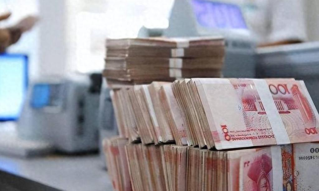 有人说了实话：从5月开始，要恭喜那些手握大笔存款的人。
先说明重点：今年5月最该