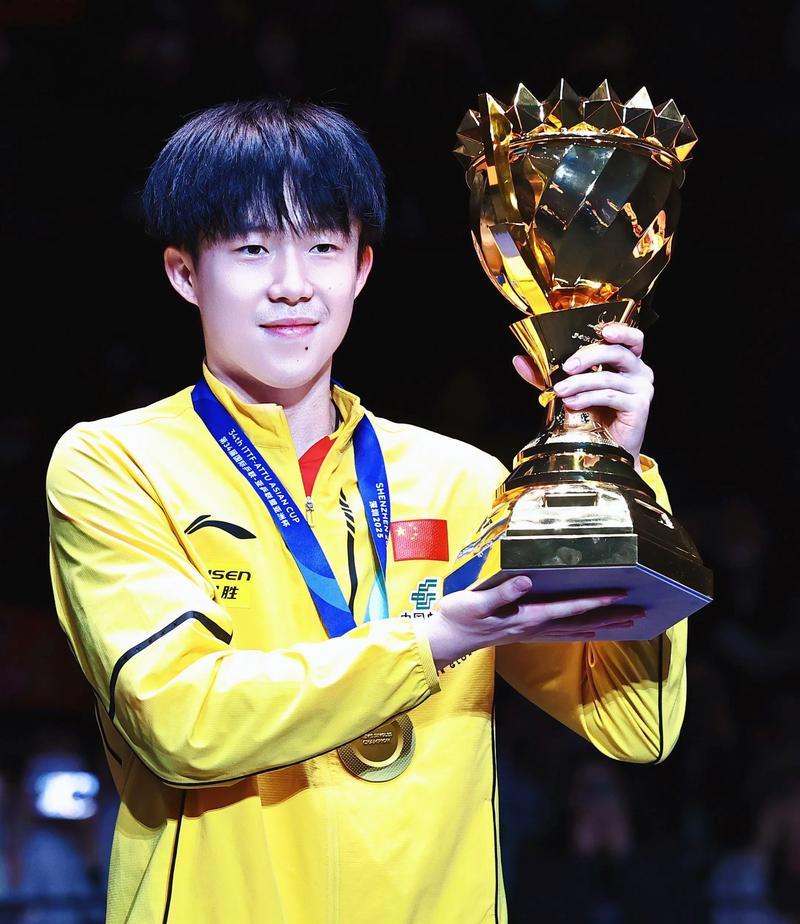 七局鏖战，首夺世界冠军这才是最燃的中国力量

2026年4月5日，这是个不平凡而