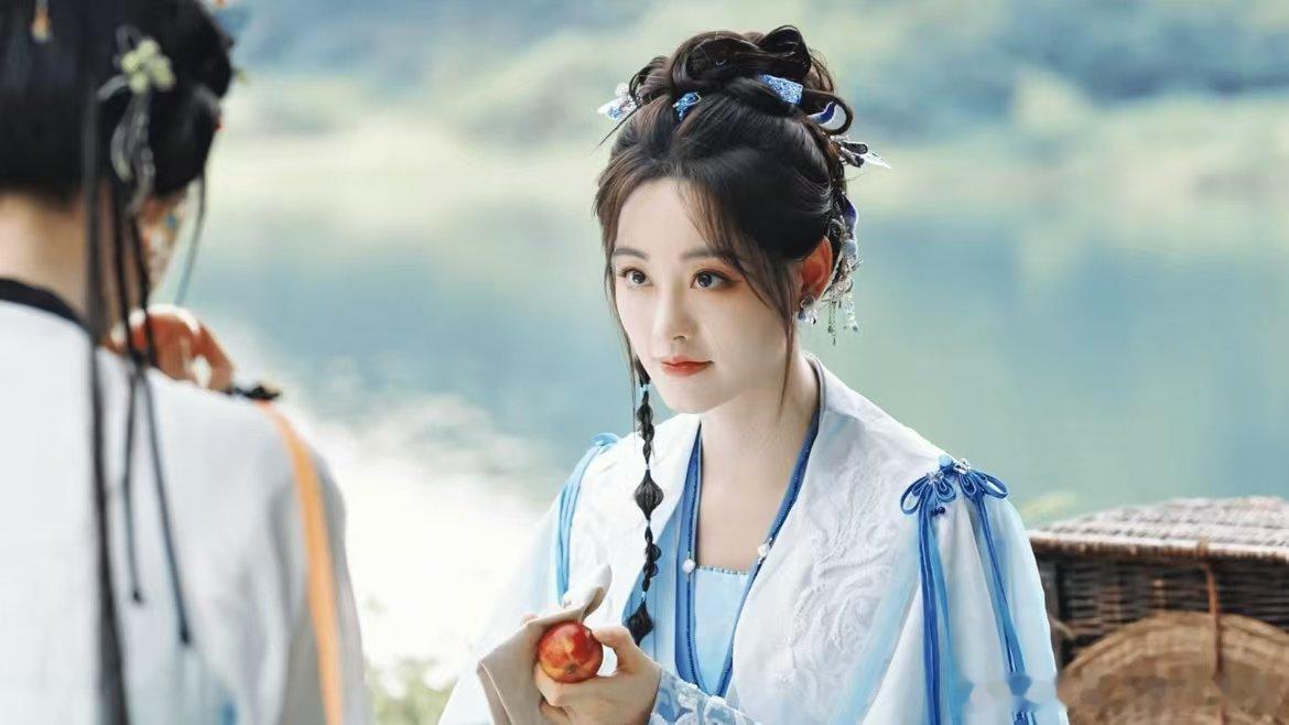 #祝绪丹 天选古人# 被祝绪丹在《永夜星河》的古装美击中，她是天生的古装女神。 