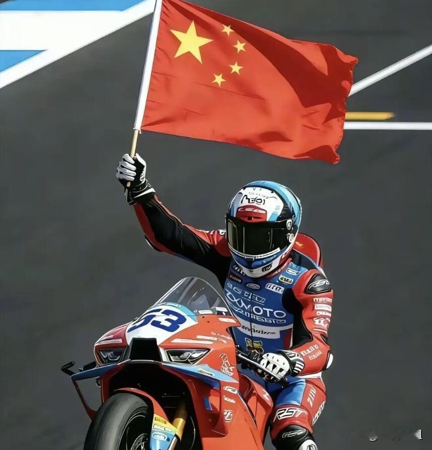 我开始理解德比斯了
为什么夺冠后第一件事不是狂欢，而是弯腰把那面五星红旗牢牢绑在