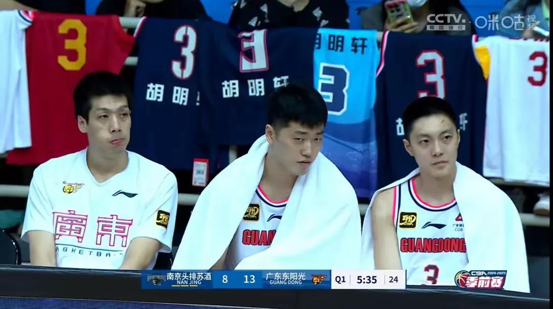 CBA‖请仔细看，你们有发现什么没有？                     