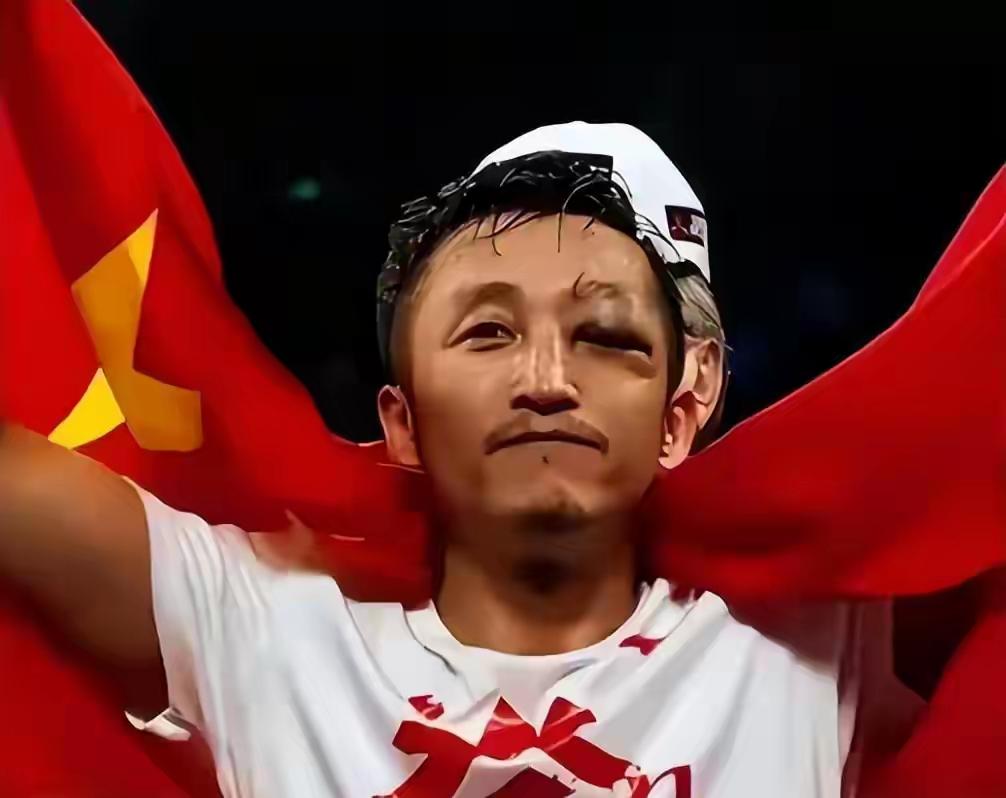 邹市明是世界拳王，为什么在老婆冉莹颖和丈母娘面前一直自卑？这事还挺让人唏嘘的。