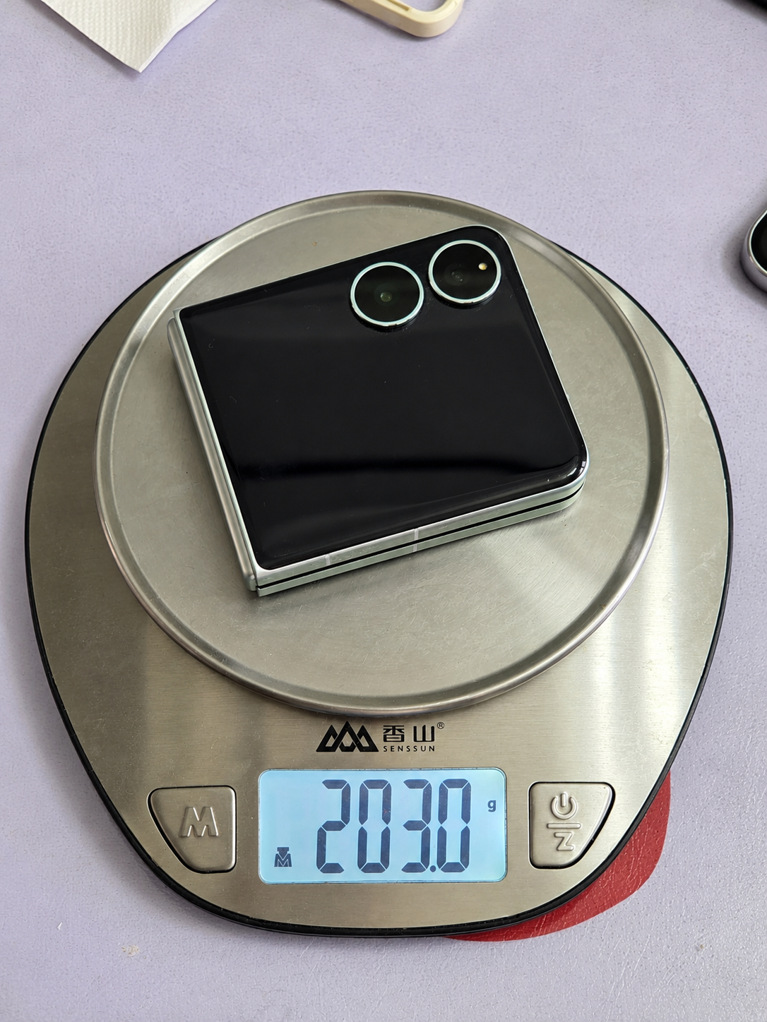 小米Mix Flip 2，小折叠，203克Samsung Galaxy Fold