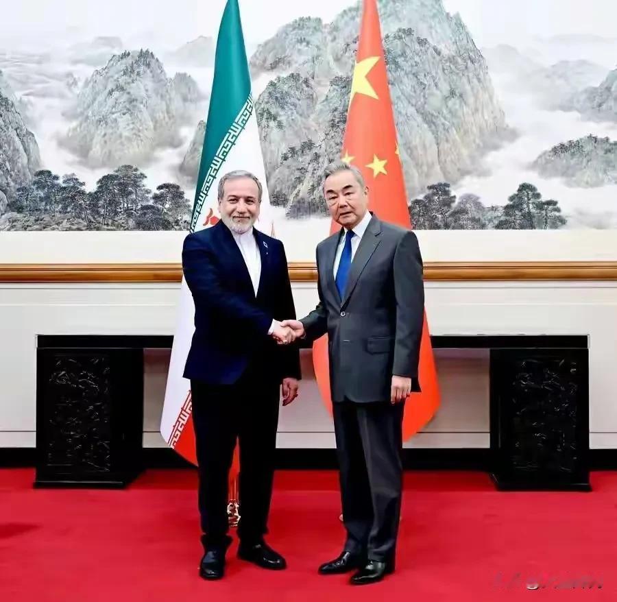 正在北京访问的伊朗外长阿拉格齐，9月17日清晨发文，直言在北京与伙伴的磋商取得成