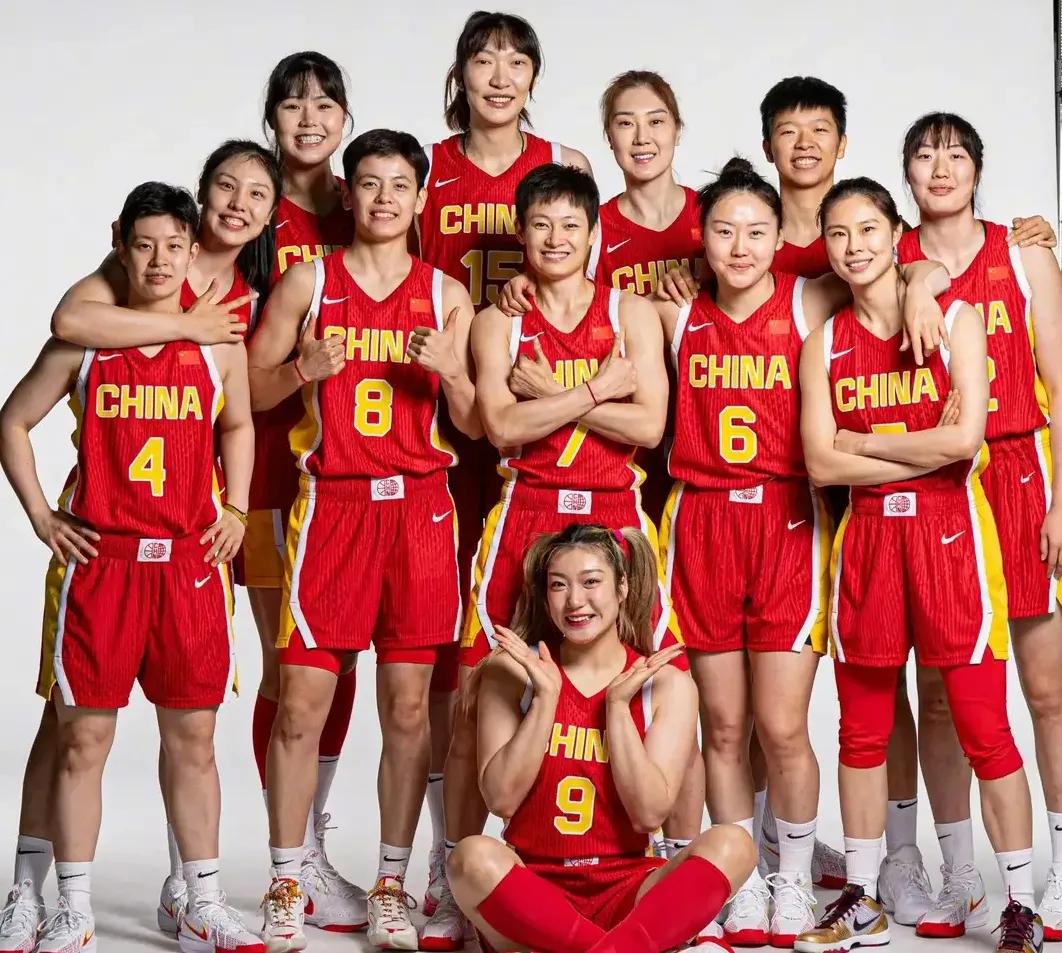 对与2025年的女篮亚洲杯的期待就是：还是那5个字“我们是冠军”。
      