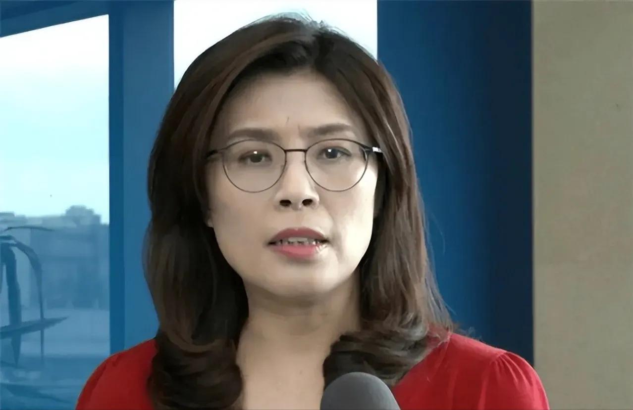 郑丽文抛出“大陆是亲人，美国是恩人”的“亲人恩人论”，美国是恩人吗？郑丽文的真正