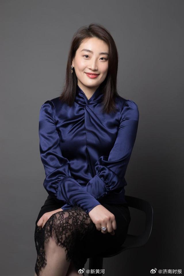 【#宗馥莉名下多家娃哈哈更名宏胜# 】6月4日，杭州娃哈哈方便食品有限公司正式更