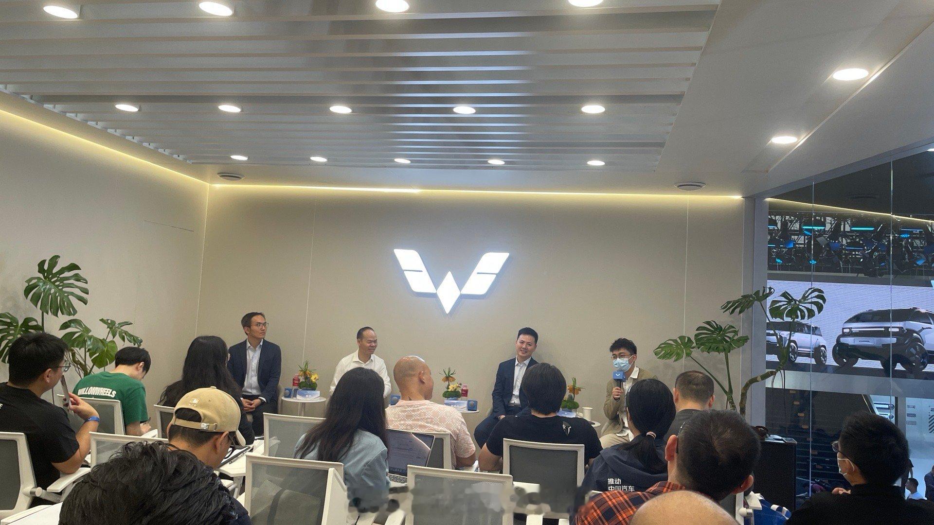 五菱：在规模红利的基础上，以技术为新的招牌，与中国品牌车企携手，共同面对价格战！