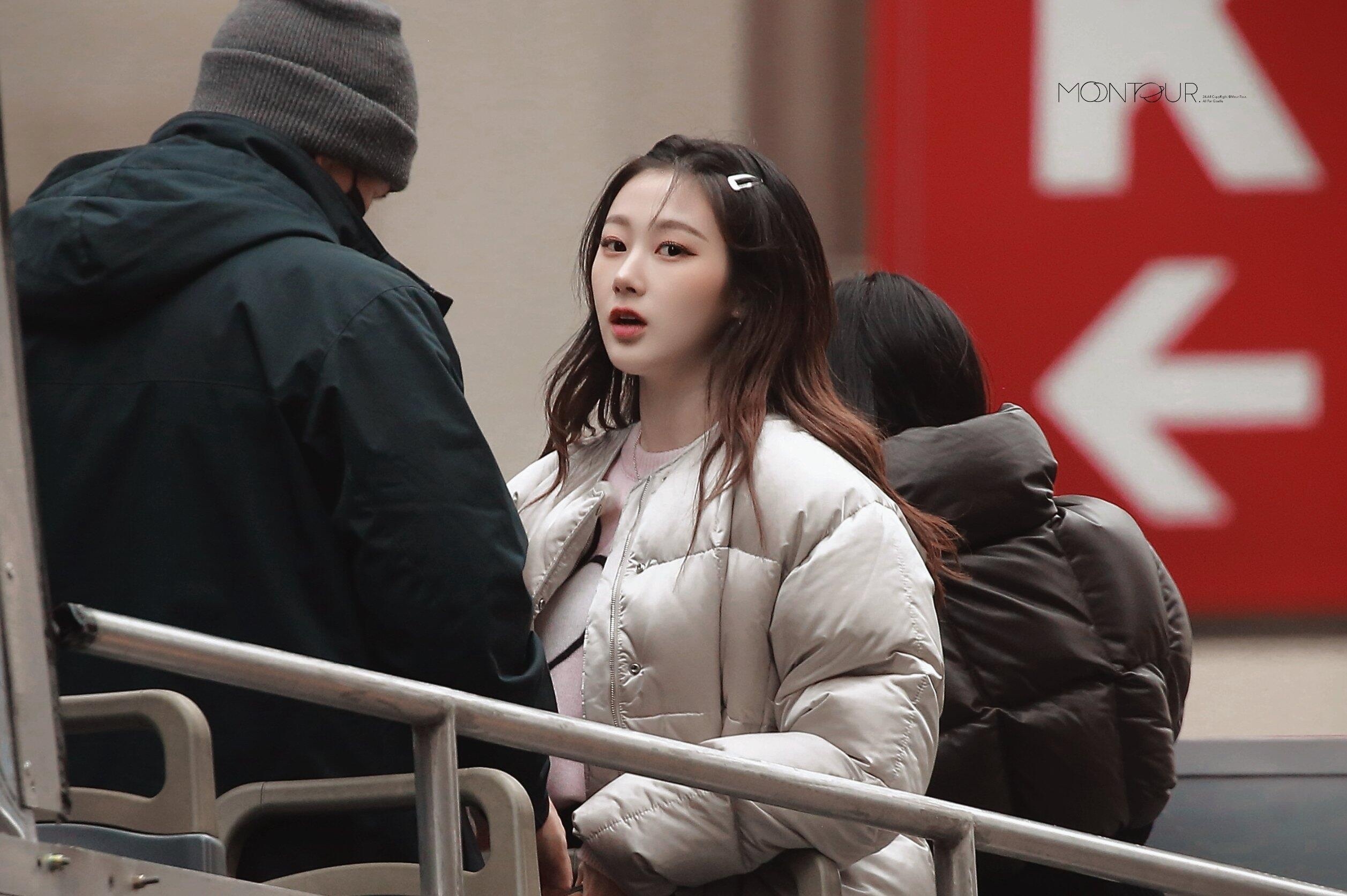 *𝗚𝗶𝘀𝗲𝗹𝗹𝗲愚人节贺图 