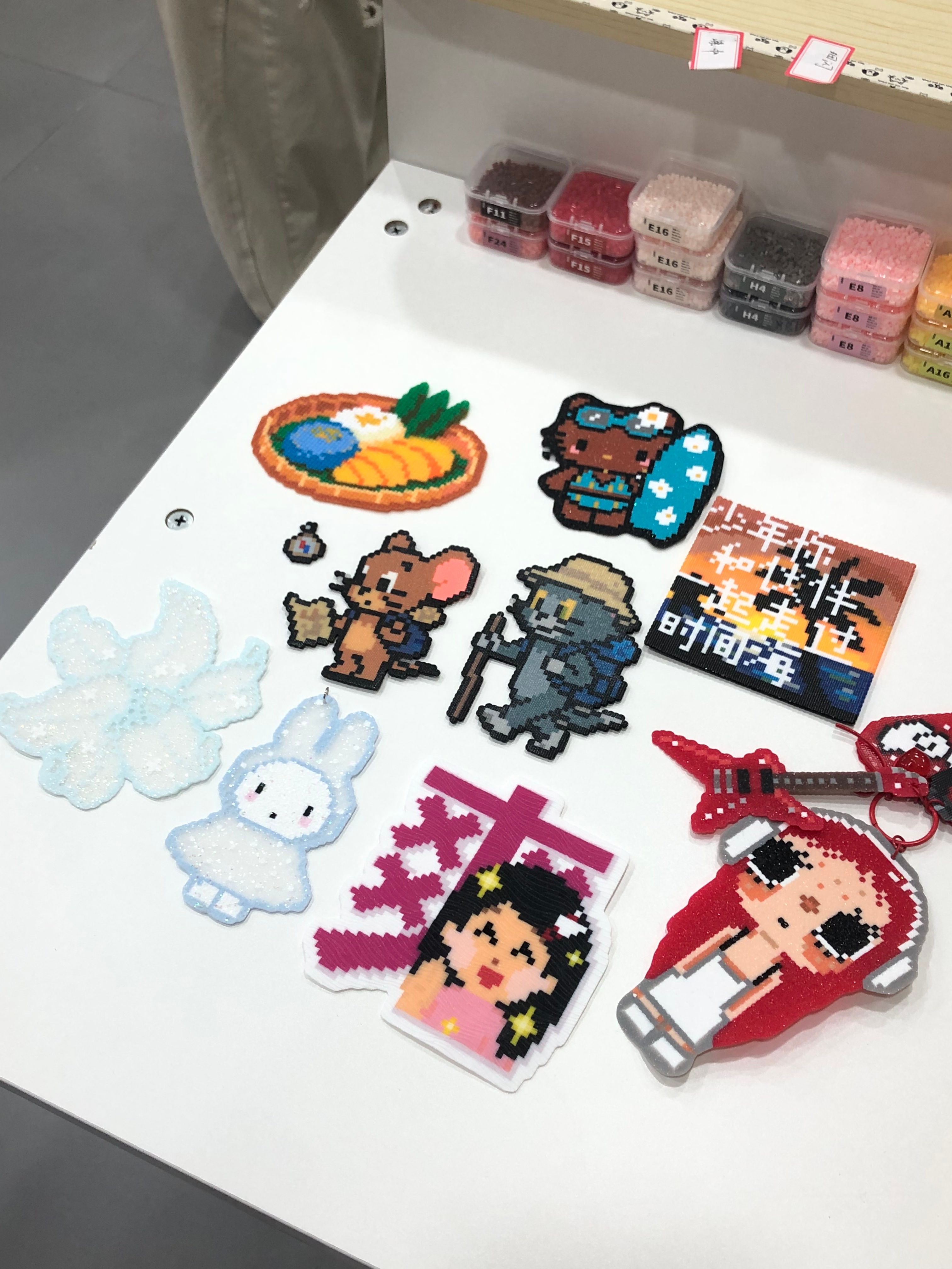 拼起豆来，饭也不吃了，水也不喝了，从十二点拼到8点 