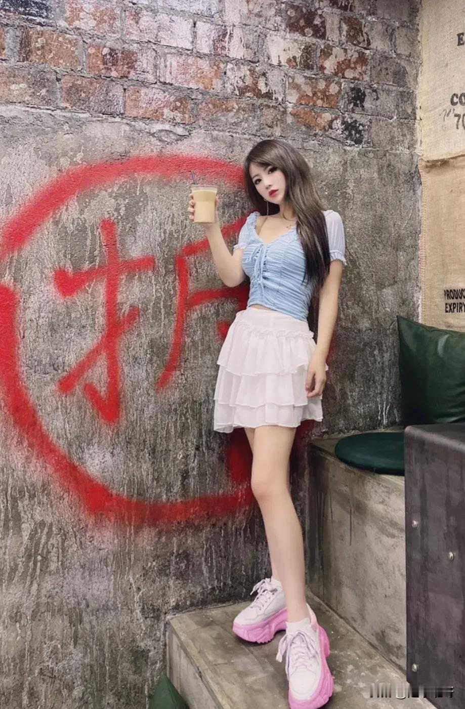 喜不喜欢墙上这个字