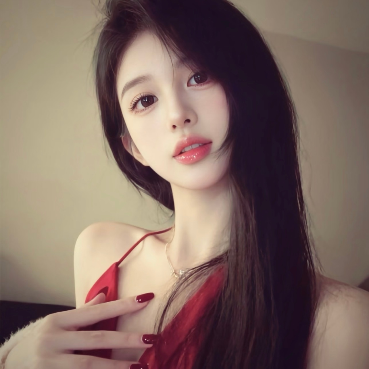 𝙎𝙃𝘼𝙍𝙀 - 𝑾𝒆𝑪𝒉𝒂𝒕 头像 | 新年女生头像 | 