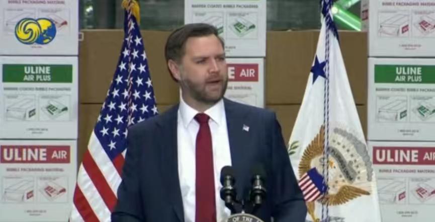 很多人看到美国将为伊朗提供3000亿重建基金，误以为这是美国给伊朗的战争赔偿，其