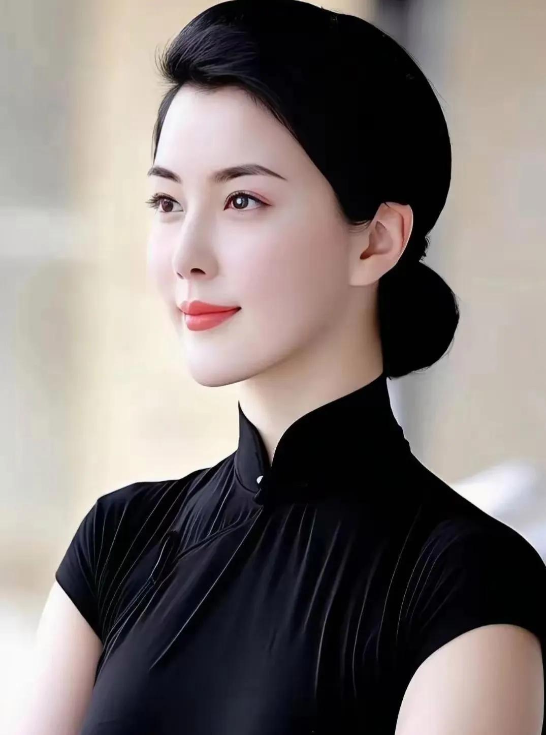 知我者，谓我心忧，不知我者，谓我何求。
                    