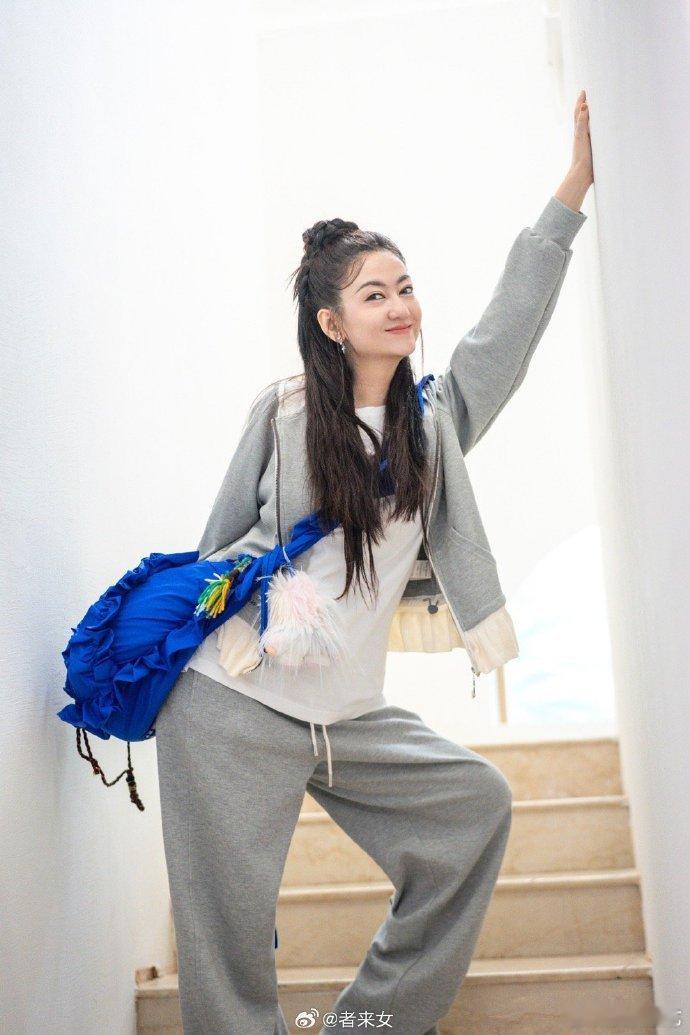 者来女退场体现浪姐精神 者来女以歌声告别舞台，不卑不亢淡然转身，这就是浪姐精神最