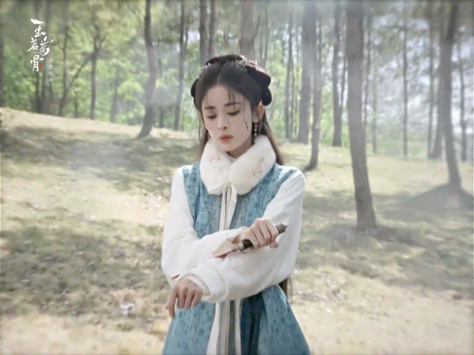 谁家女主每天都在刀吗刀吗 别人宅斗靠嘴，她宅斗靠刀，上一秒还在装可怜博同情，下一