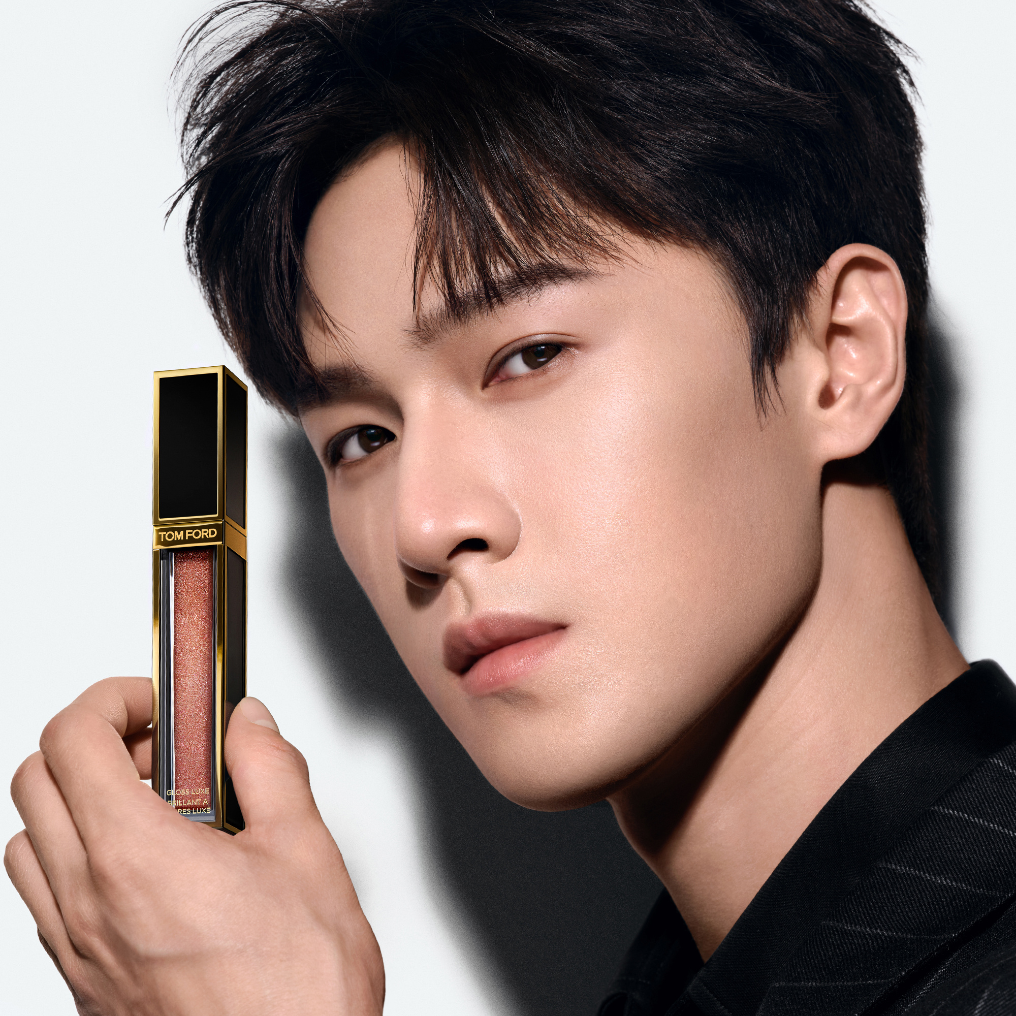 性感从来不是外显的张扬，而是骨子里的克制。TOM FORD BEAUTY，这个以