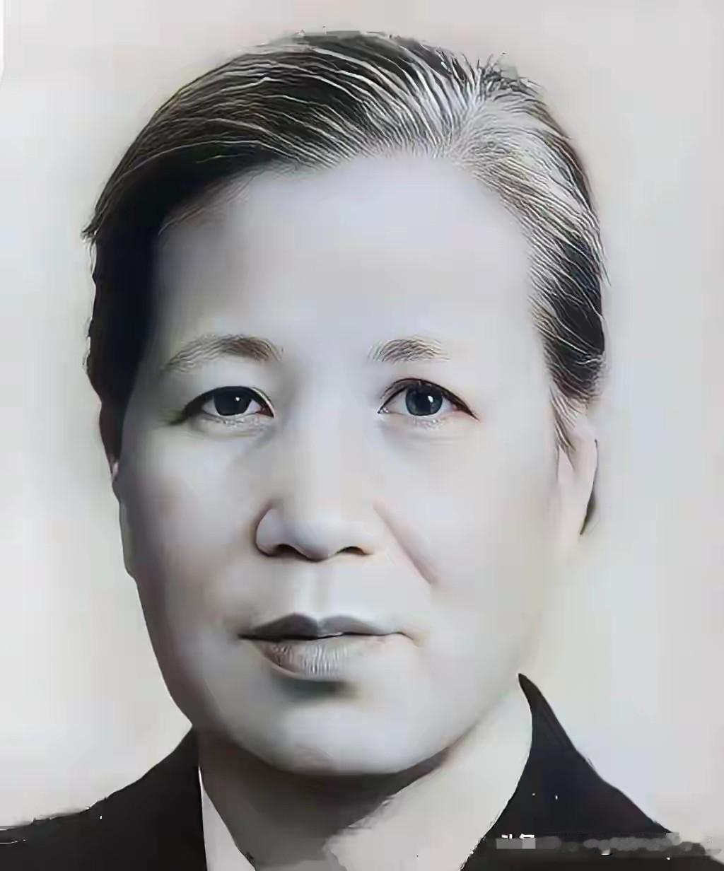 1929年最悲壮新婚诀别！18岁新娘亲手送走丈夫，枪响那一刻无人读懂她的痛
 