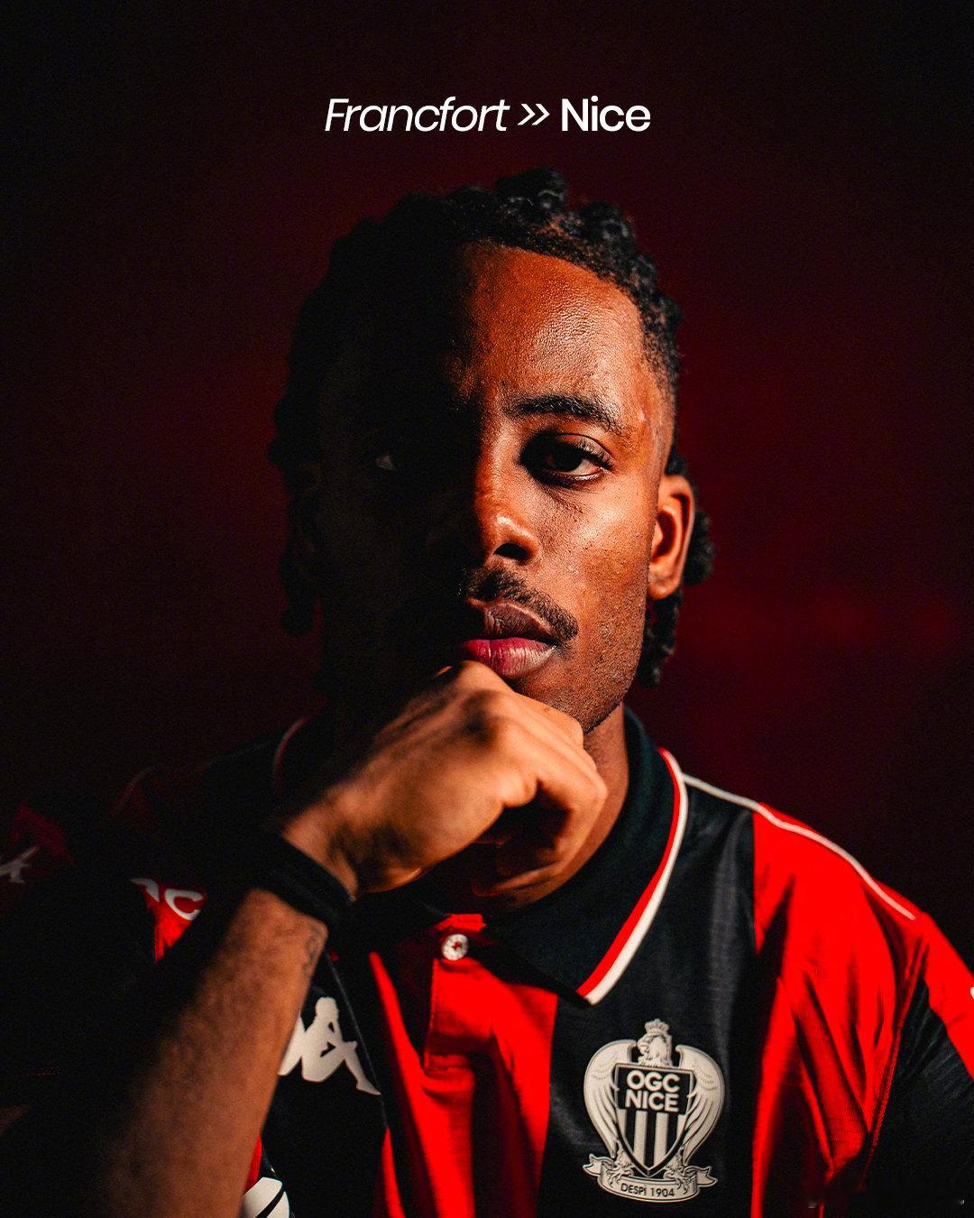 【官方】尼斯租借签下23岁的法兰克福前锋瓦希，没有买断条款。这名足球经理神锋在去