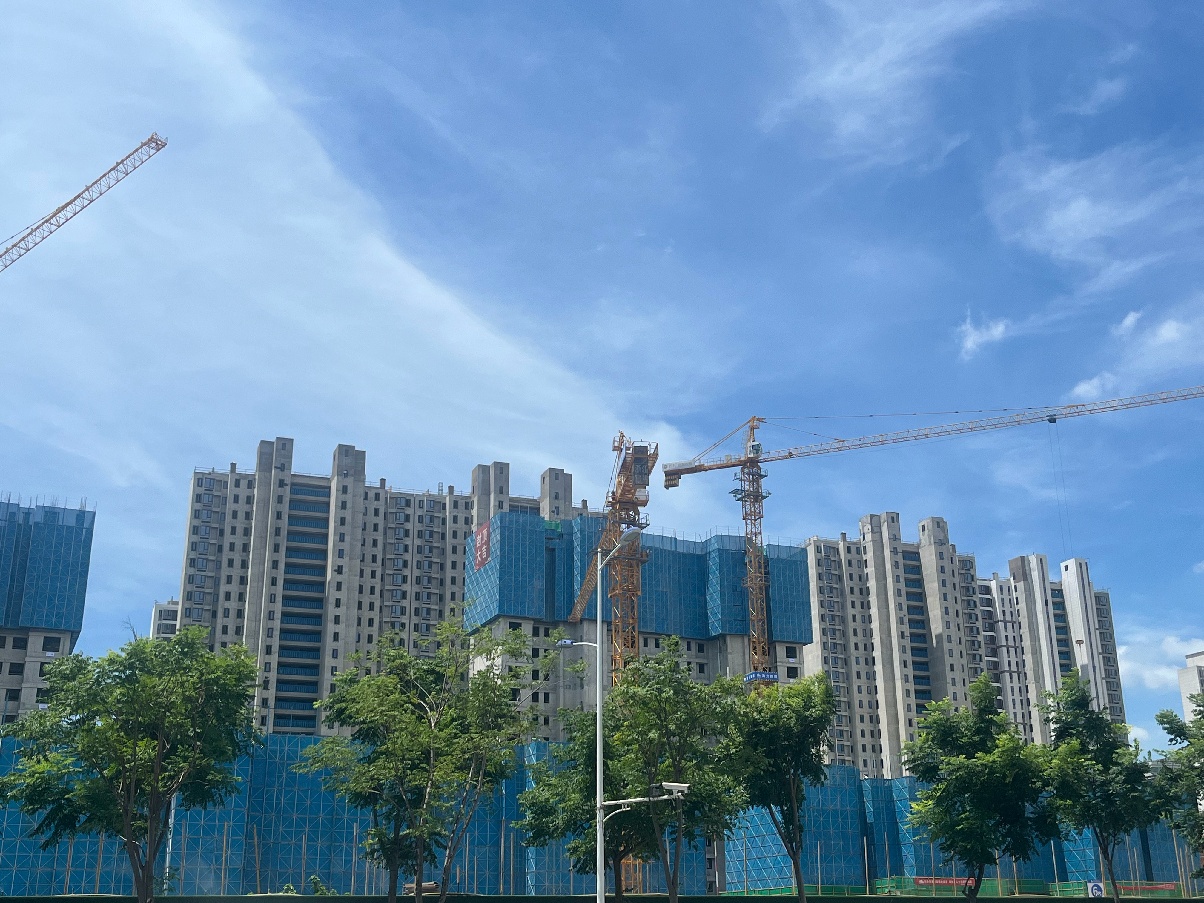 这种天气搬砖真是要命[裂开][裂开] ​​​