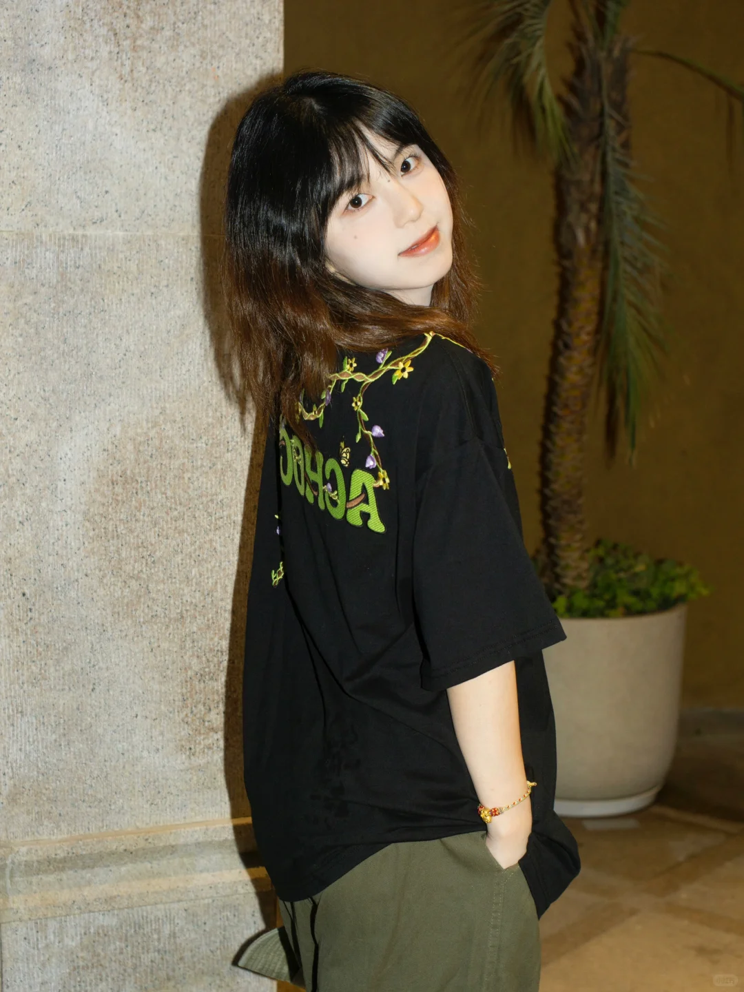 试试这个角度拍