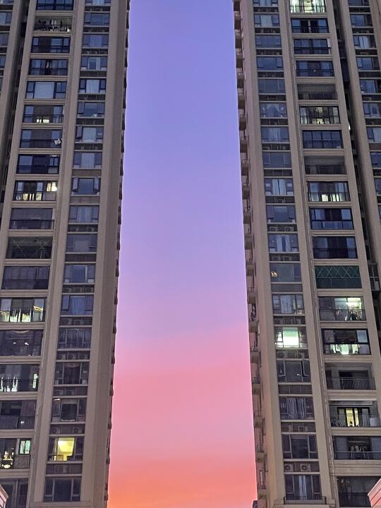 听说今天晚霞很好看！我也拍了