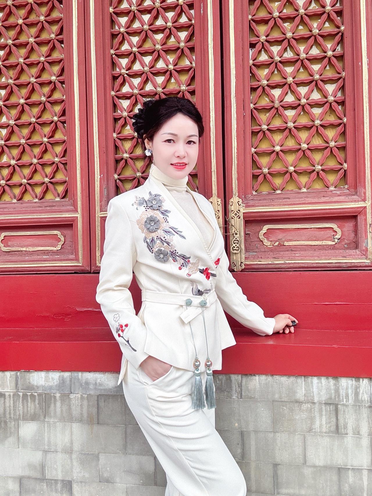 阅已，悦已，越已！ 穿搭   东方美