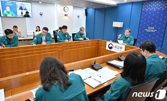 #韩国社会#【韩国外交部建议滞留在以色列的韩国国民仅由第三国撤离】

韩国外交部