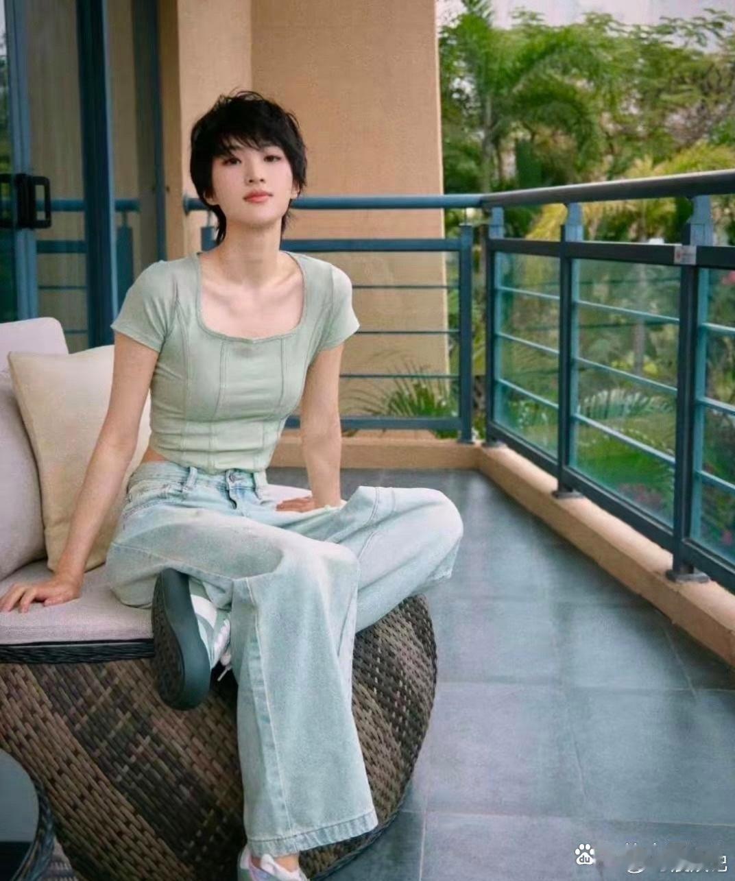 姚安娜长得很好看，怎么那么多人吐槽她 ​​​