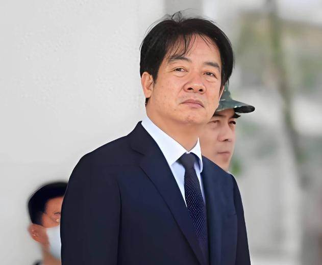 拆解民进党"抗中"策略——举着旗却不敢冲线的政治表演

民进党把"抗中保台"当选