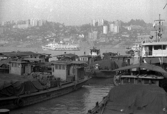 老照片  八十年代重庆老照片 