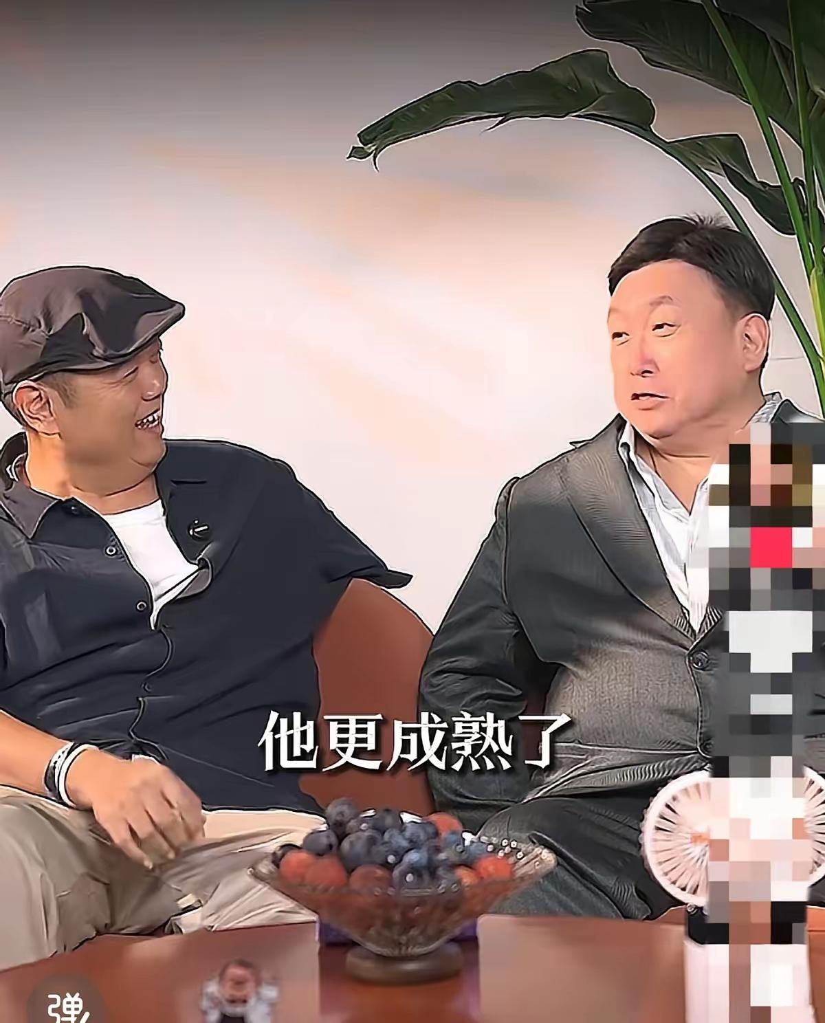 对周星驰的评价只有王晶是最真实的，做到了不黑不吹。

盲目鼓吹封神的都是看不着他