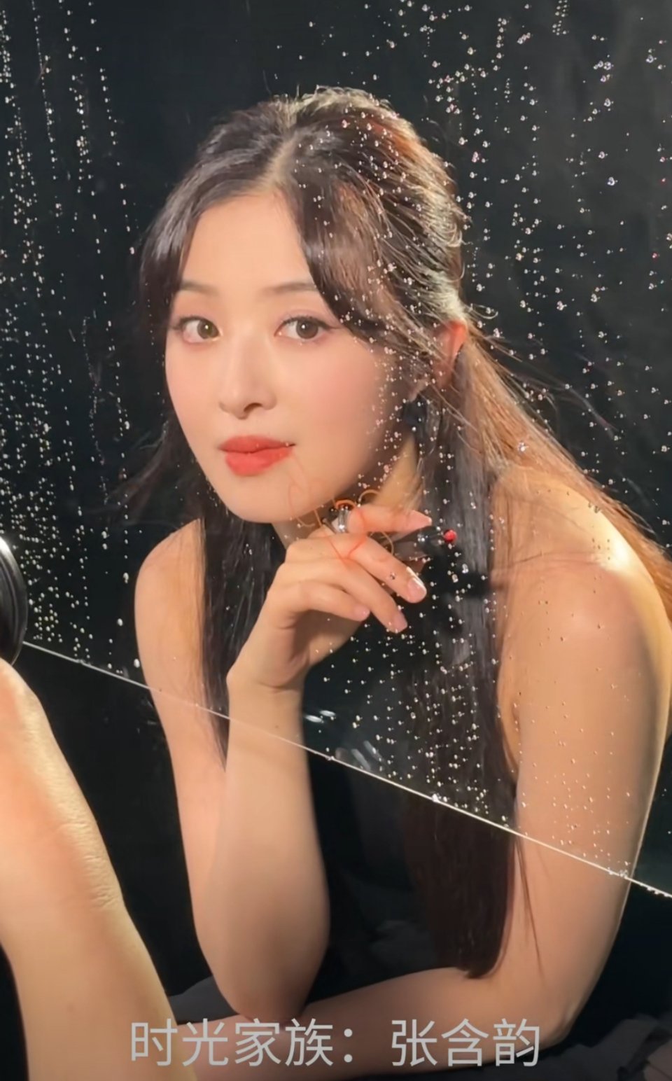 #时光音乐会手势舞转场# 美女花絮，眼前一亮，大家都好漂亮，一些盛夏的回忆都回来