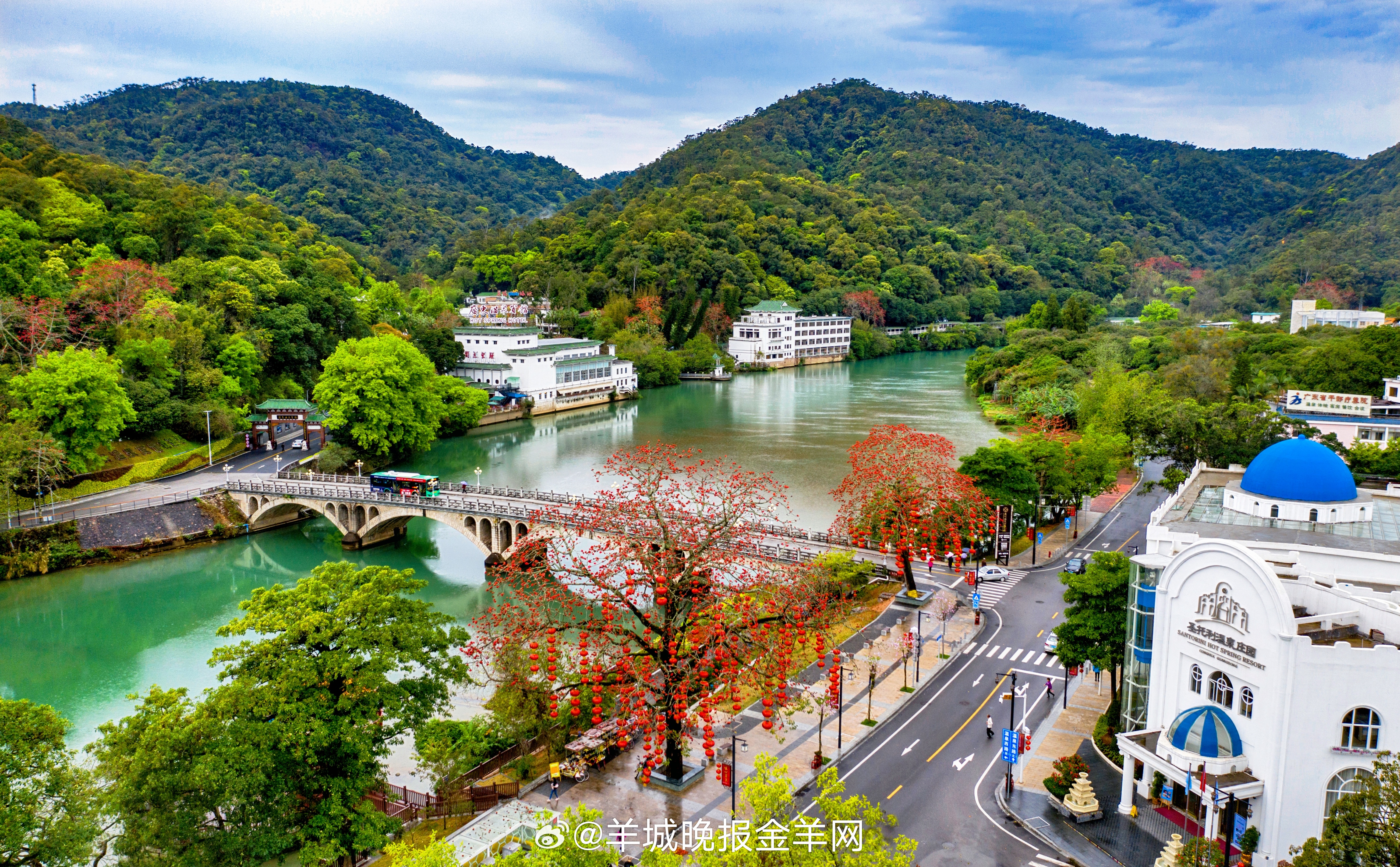 别轻视每天点滴的努力，从微小的事情着手，久久为功，你终会离自己的目标越来越近。 