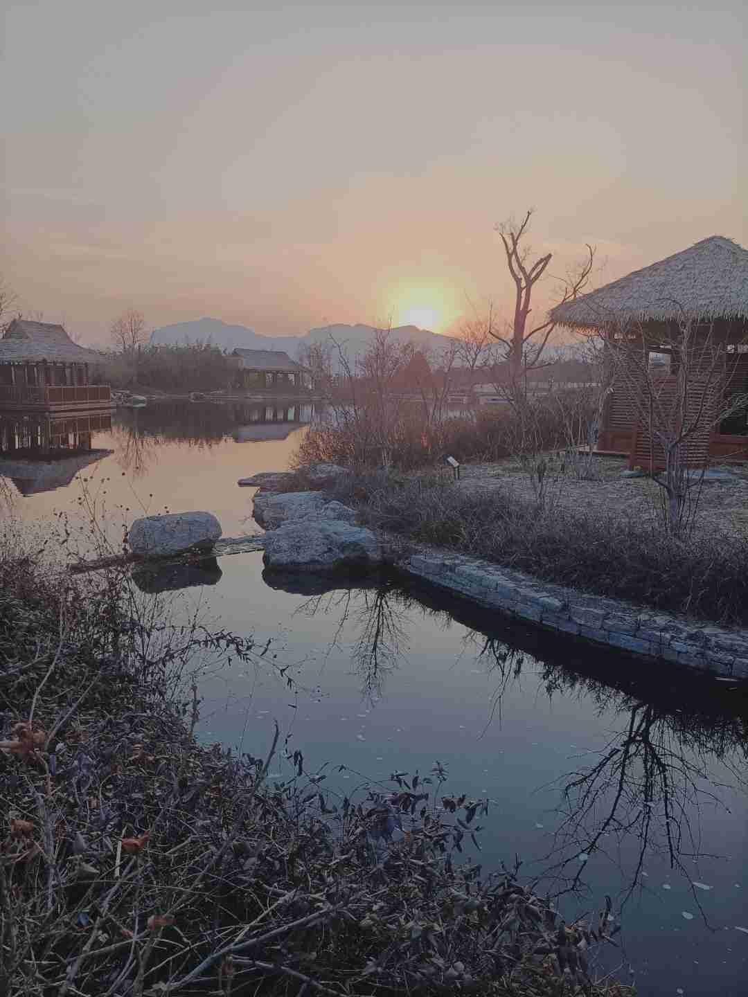 我的今日状态：😁轻松愉快
我这里的天气：☀️晴天