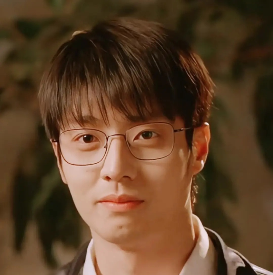 陈靖可就是现偶的神，不接受反驳。 