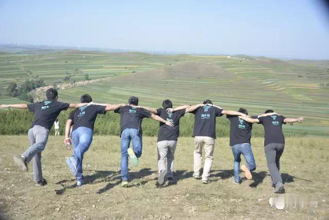 2026最想实现的一件事工作顺利，淘车岛的客户们都顺利，升迁，健康，发财！