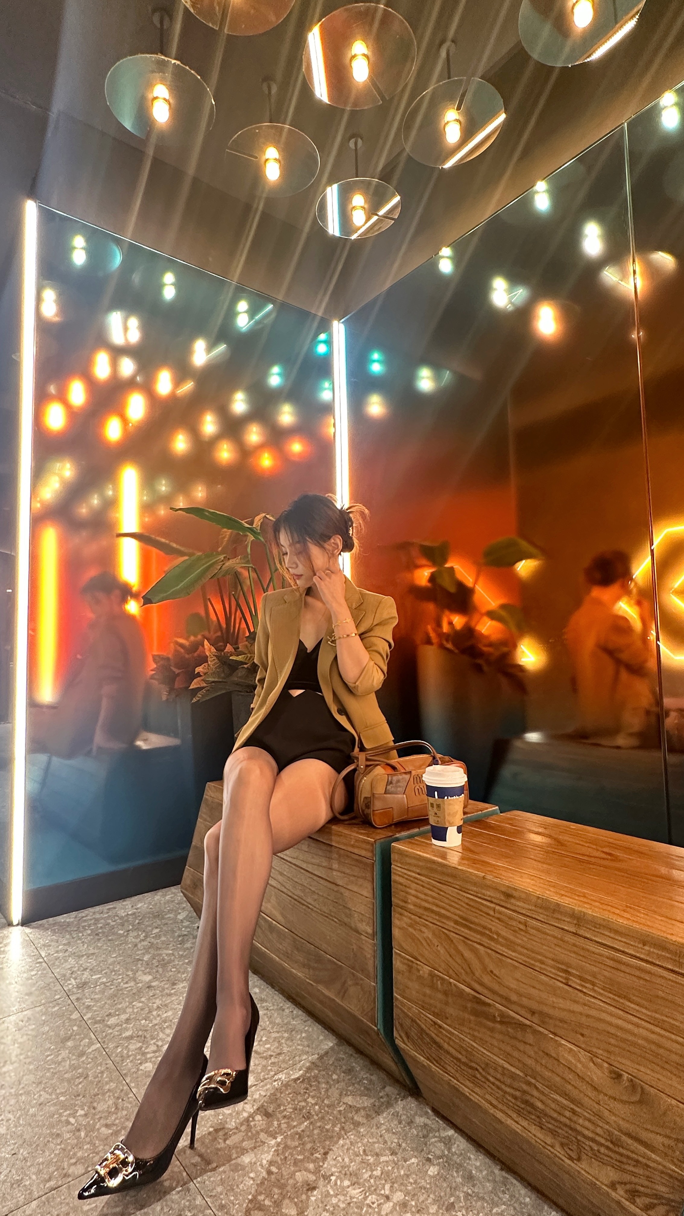 涞觅润丝 ​​​