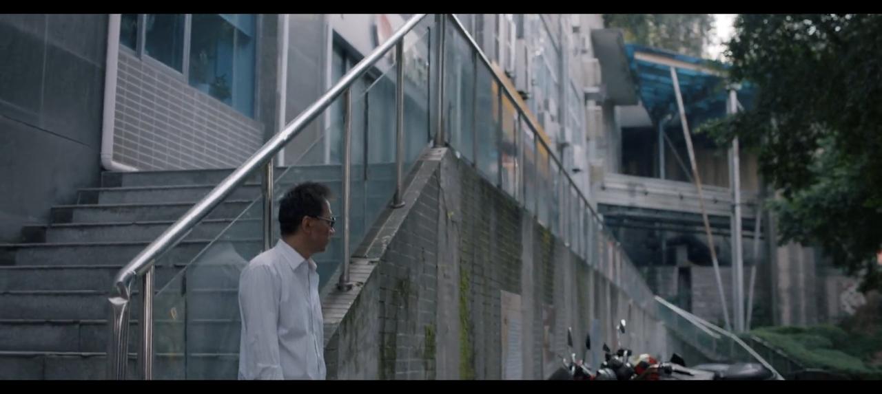 张克寒式犯罪，过时了？——
电视剧里，张克寒是多起杀人抢劫案的凶手。他的特点是：